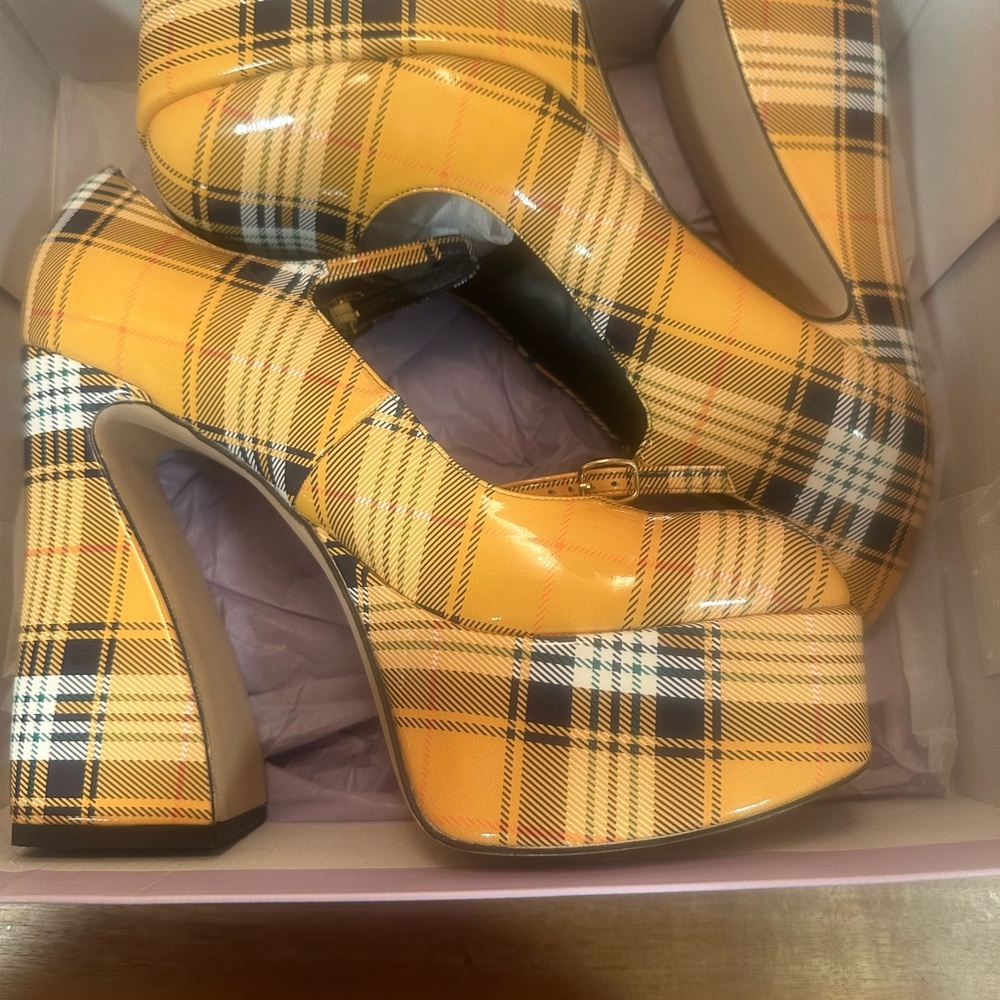 Madden Girl Yellow Checkered Platform Heels